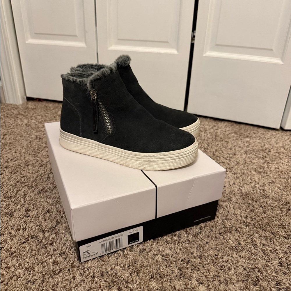 Dolce Vita women’s boots size 7.5